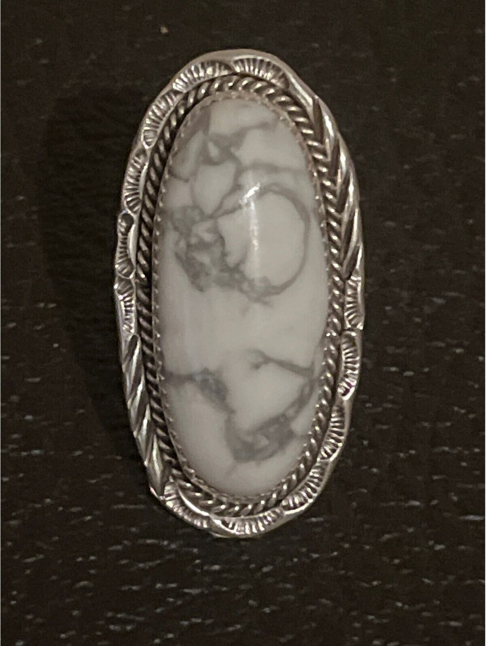 Navajo handmade inlay white howlite sterling silver ring size 9